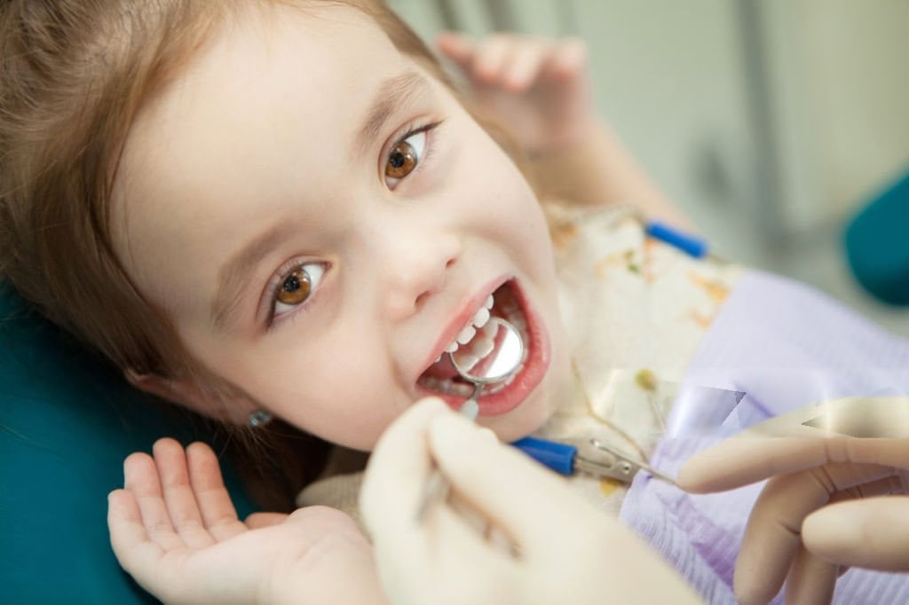 Age de la première consultation Pédodontistes Le Vésinet 78 92 Maison de Dentistes Pédiatriques, Sommeil et Interception Orthodontie Dental Kids Friendly Paris